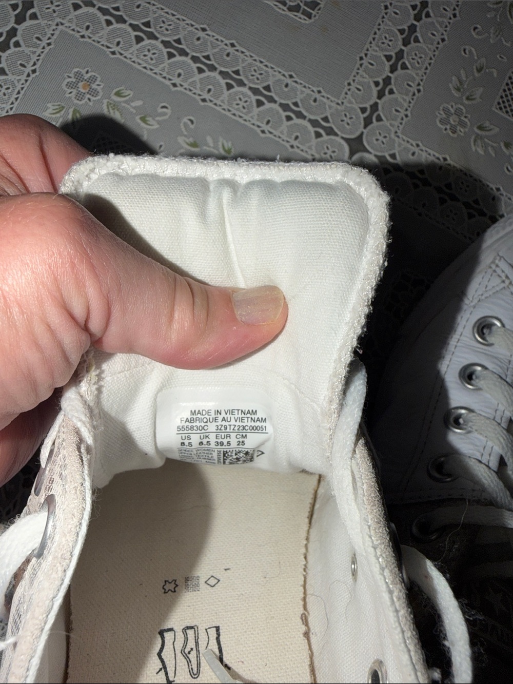Converse Women's Low Top Sneakers in White with Beige/Silver Animal Print - Picture 5 of 7